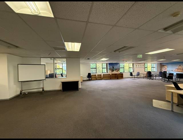332M² OFFICE TO LET IN ROSEBANK